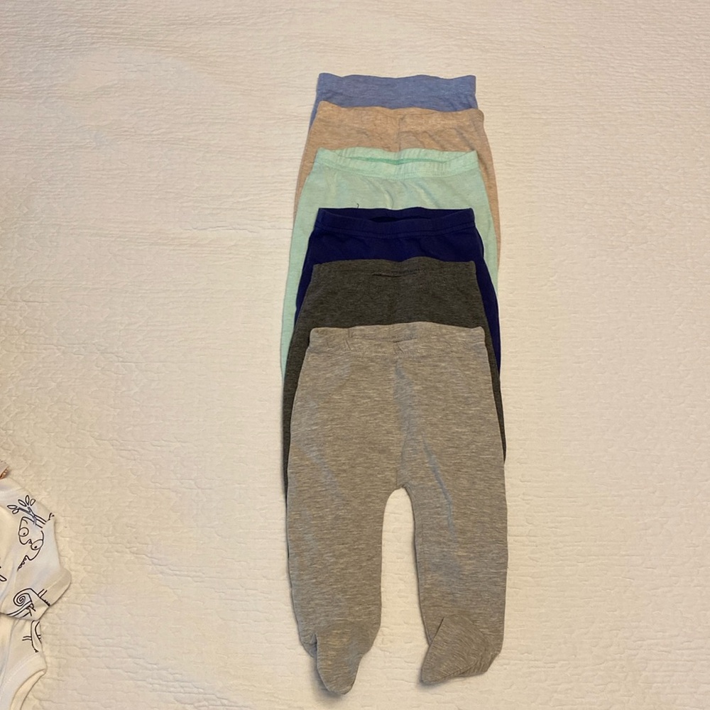 0-3 months spandex pants with feet 6 pairs of One Two Three NEW.